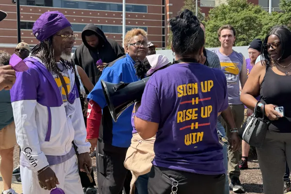 Workers picketing 