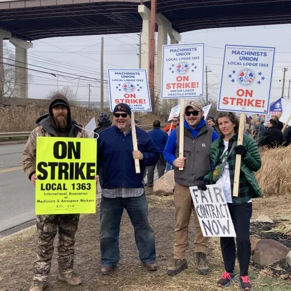 Machinists strike at Valley Ford Truck